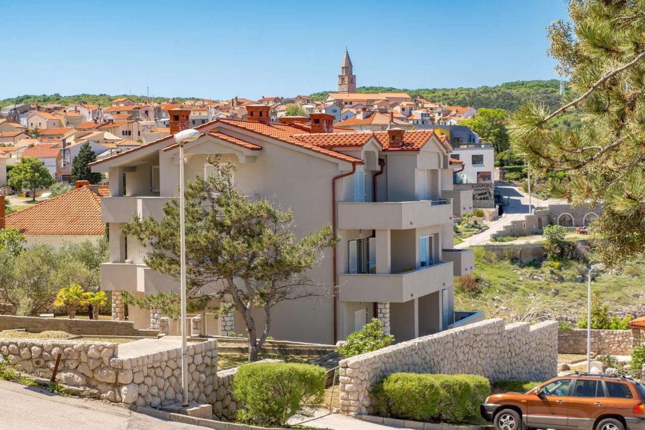 Apartmani Heni Vrbnik Exterior foto